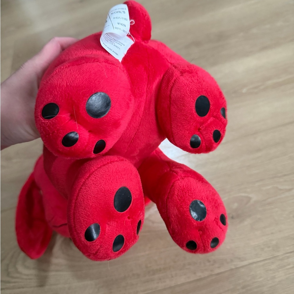 Kohl's Cares Clifford The Big Red Dog Plush 13" Stuffed Animal 2011 JHD1-1182 - Picture 2 of 8